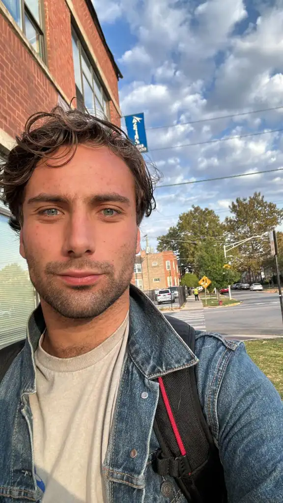 Alexander Kazanowski - Chicago, Illinois