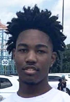 Laquarries Giles death by force case profile photo