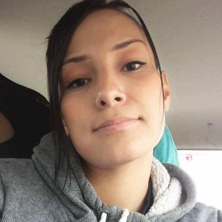 Samantha HIEBERT missing person case profile photo