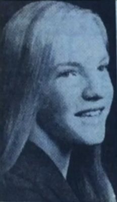 Portrait of Wendy Bush