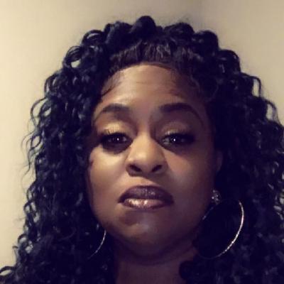 Portrait of Ayanna Mills