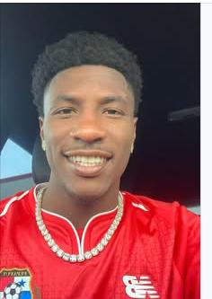 Portrait of Derek Brown